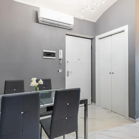 Elegant - In Centro Portanuova Apartment Turin