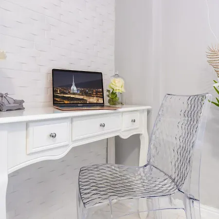 Elegant - In Centro Portanuova